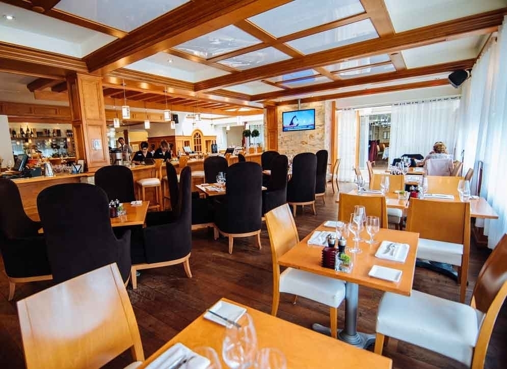 Monte Cristo Lounge - Restaurants