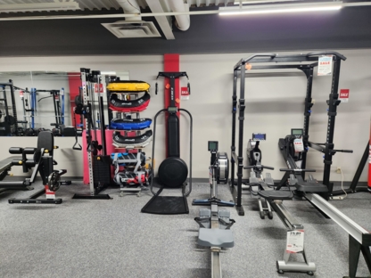 Flaman Fitness West Edmonton - Appareils d'exercice et de musculation