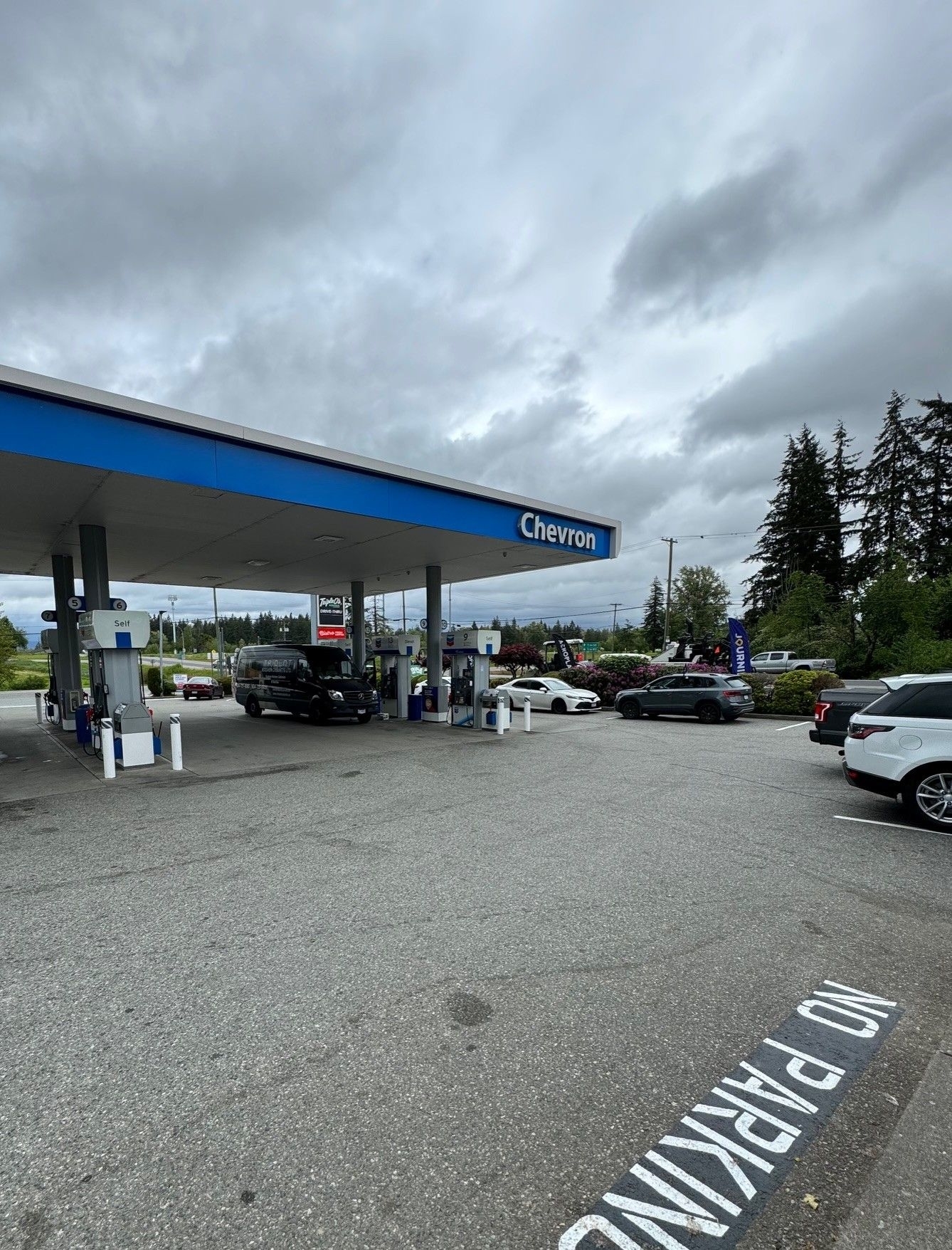 Chevron - Gas Station - Stations-services