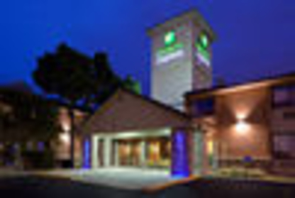 Holiday Inn Express Toronto East - Scarborough - Hotels