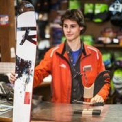 Boutique Rossignol - Le Massif de Charlevoix - Magasins de ski