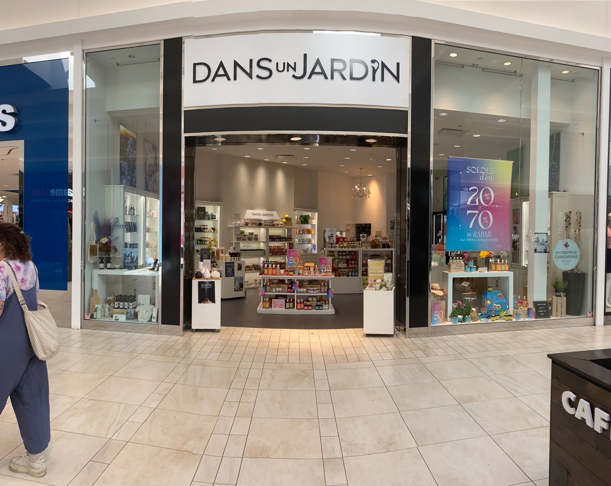 Dans Un Jardin - Cosmetics & Perfumes Stores