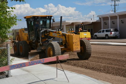 Brooks Asphalt & Aggregate Ltd - Paysagistes et aménagement extérieur