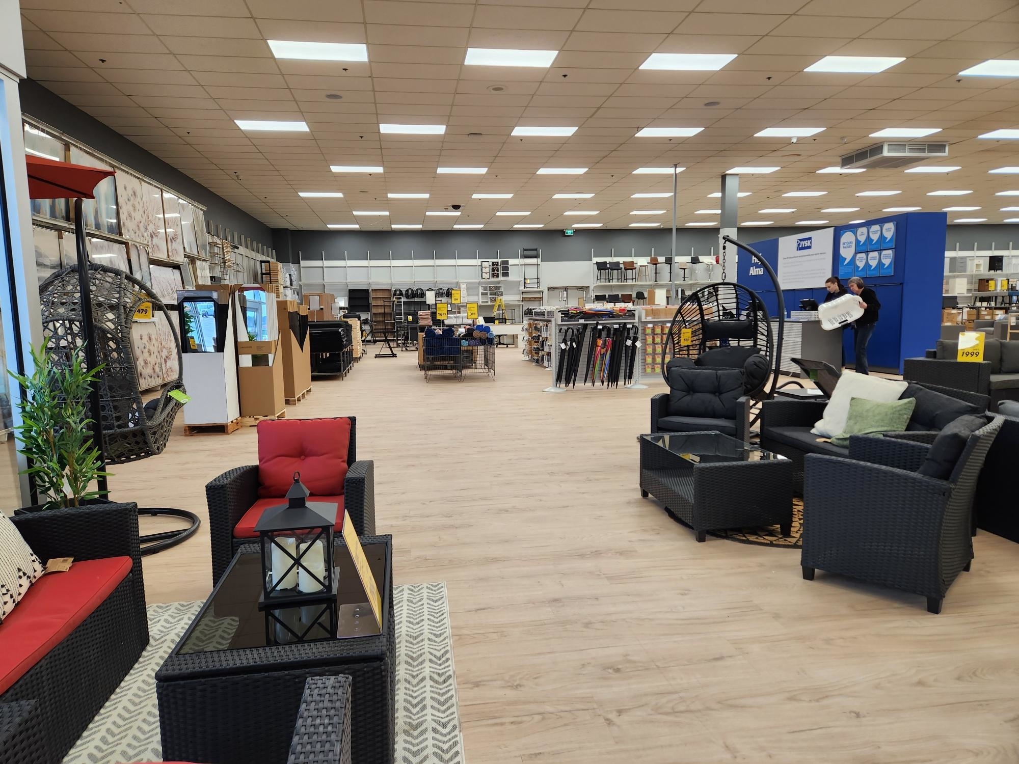 JYSK Alma - Le Centre Alma - Magasins de meubles