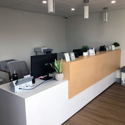 Greenwoods Dental Centre - Dentistes