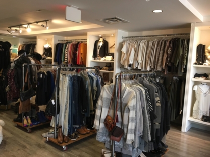 Peacock Boutique - Second-Hand Clothing