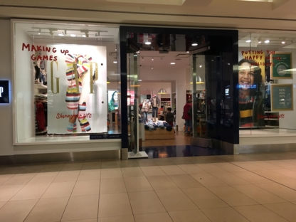 Gap - Men's Clothing Stores