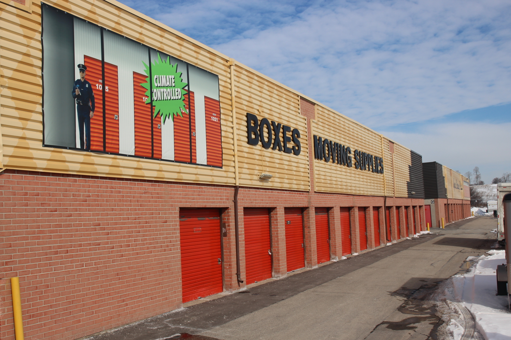 UHaul Moving & Storage at Royal Windsor Opening Hours 2700 Royal