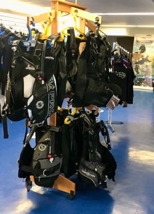 Adventure Divers - Diving Lessons & Equipment