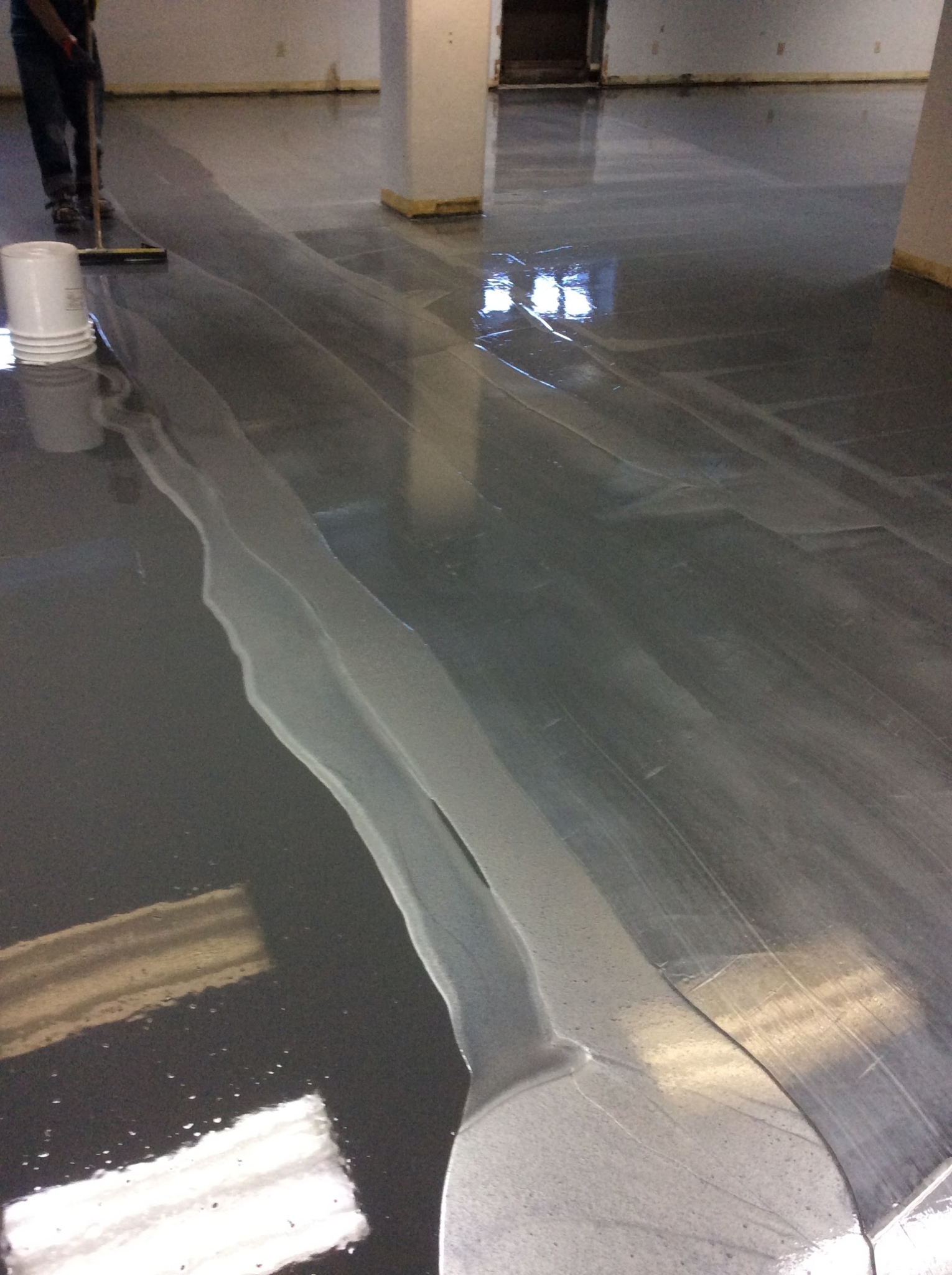 Multi Polissage Montreal | Plancher, galerie, garage en béton poli et époxy à Montréal - Entrepreneurs en béton