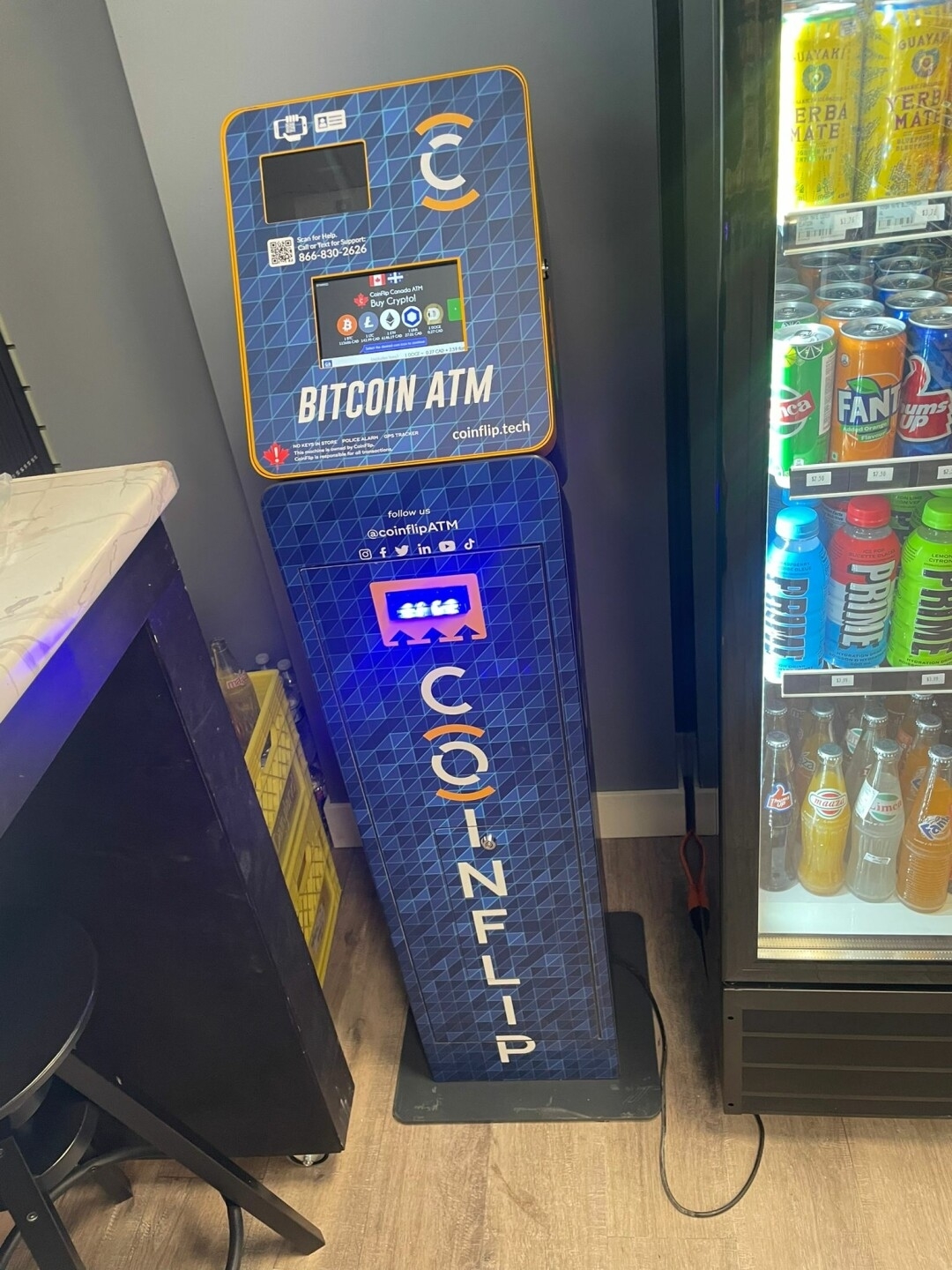 CoinFlip Bitcoin ATM - The Snappy Corner Store (White Rock) - Banques