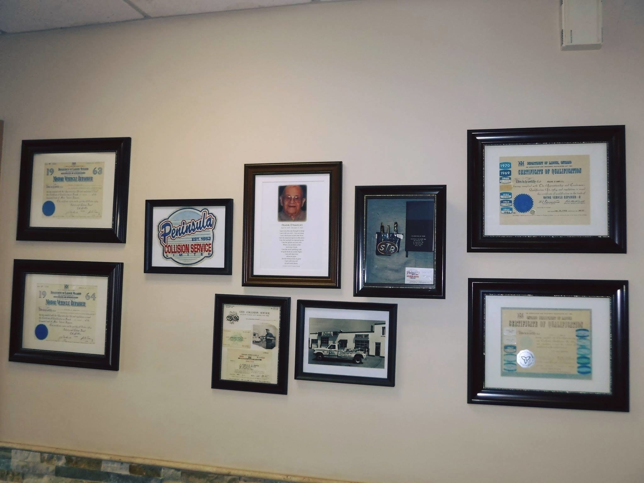 Peninsula Collision Service Ltd - Garages de réparation d'auto