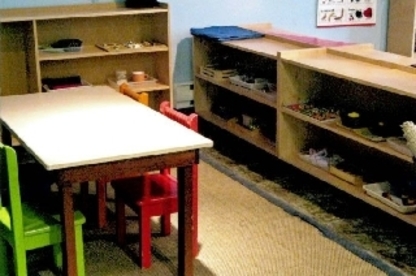 Bee House Montessori Day Care - Garderies