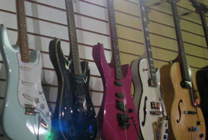 Guitars Plus - Musical Instrument Stores
