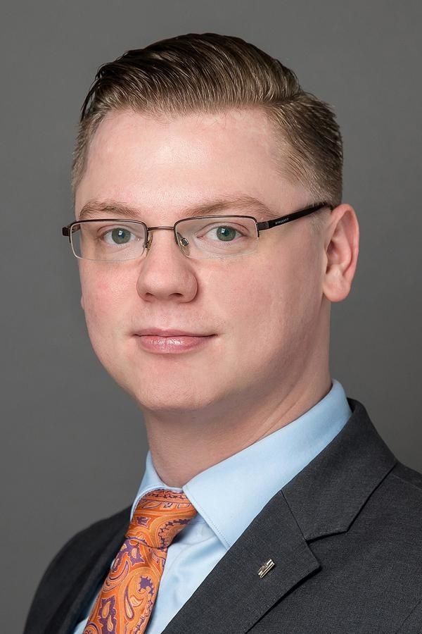Edward Jones - Financial Advisor: Lucian J Vermeulen, CFP®|CIWM|CIM® - Investment Advisory Services