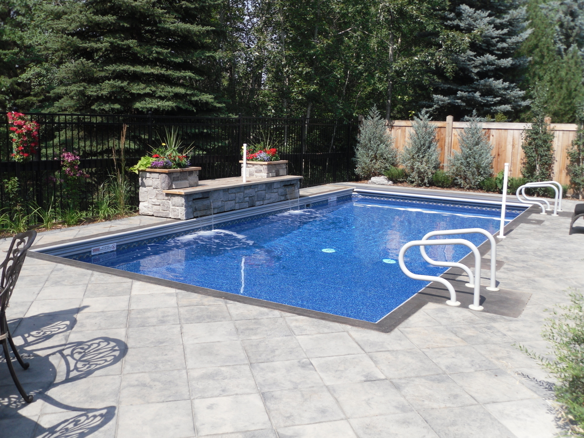 Cam-Mac Pools & Installations Ltd - Accessoires et matériel de piscine