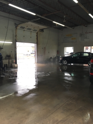 Lave Auto Boucherville - Car Washes