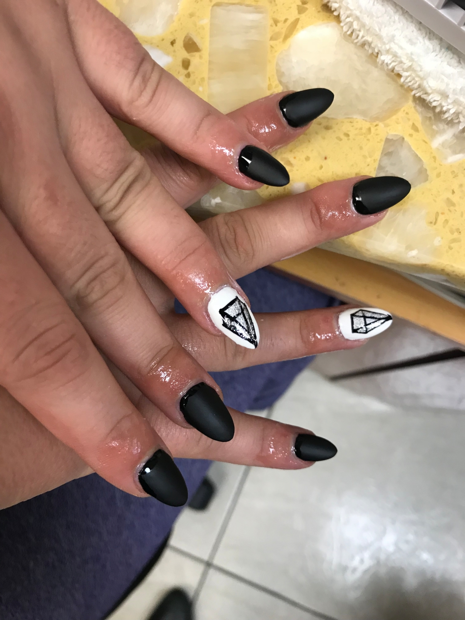 The Worst Reviewed Nail Salon Near Me - Nail and Manicure Trends