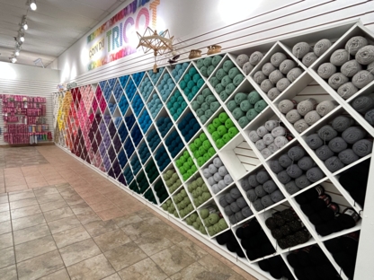 Fabricville - Magasin De Tissus - Fabric Stores