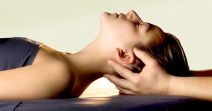 Massothérapie Hélène Cloutier - Massage Therapists