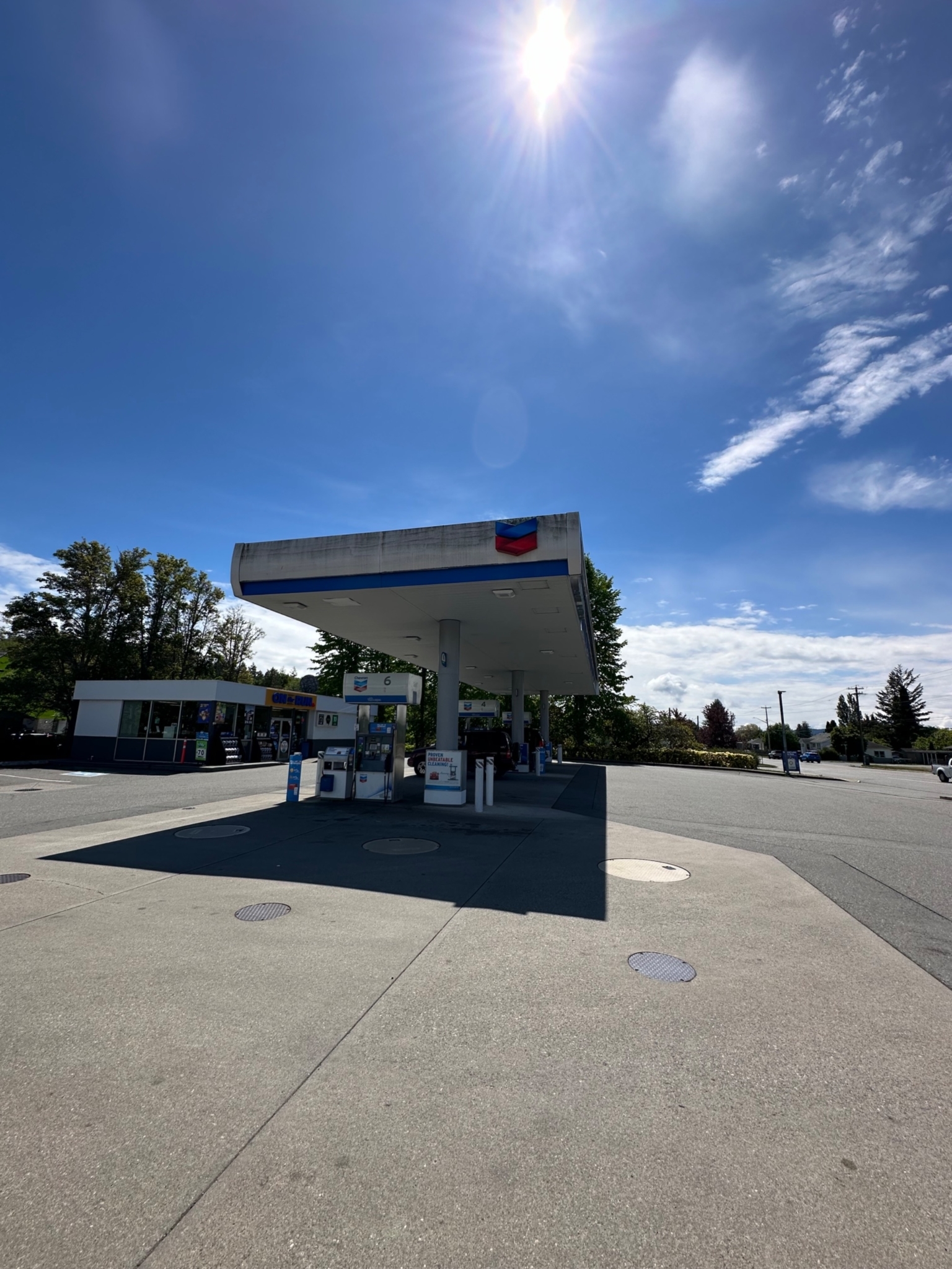 chevron - gas station - Stations-services
