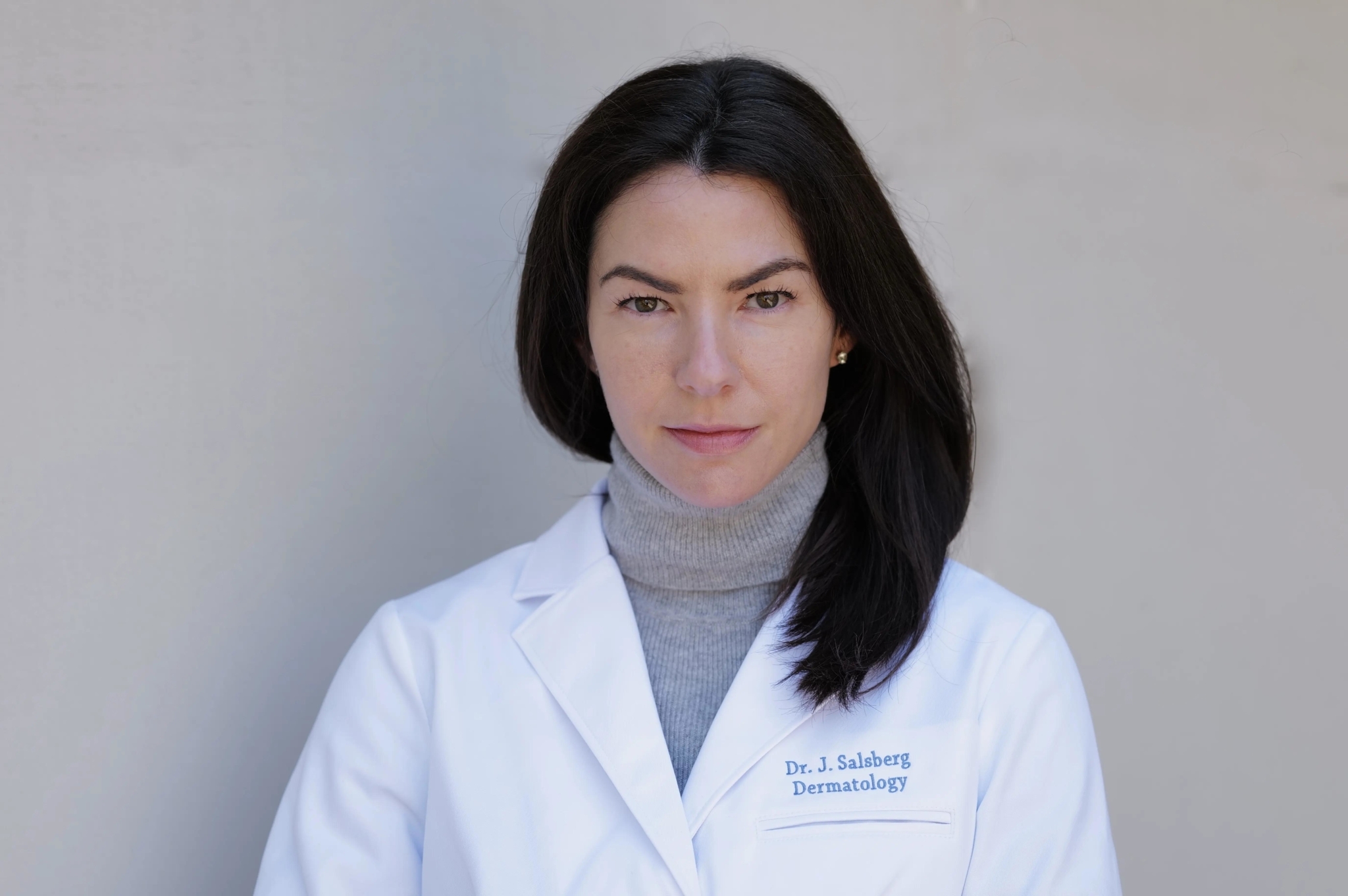 Jennifer Salsberg, MD, FRCPC - Cosmetic & Plastic Surgery