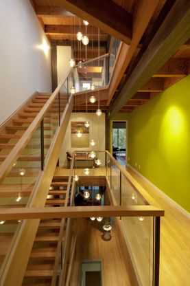 R & K Woodworking Specialists Inc - Railings & Handrails
