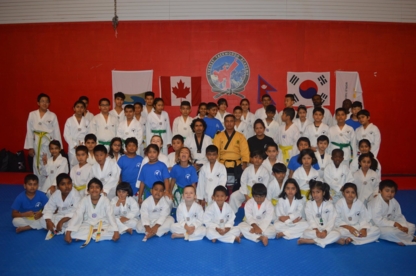 Everest Taekwondo Academy - Écoles et cours d'arts martiaux et d'autodéfense
