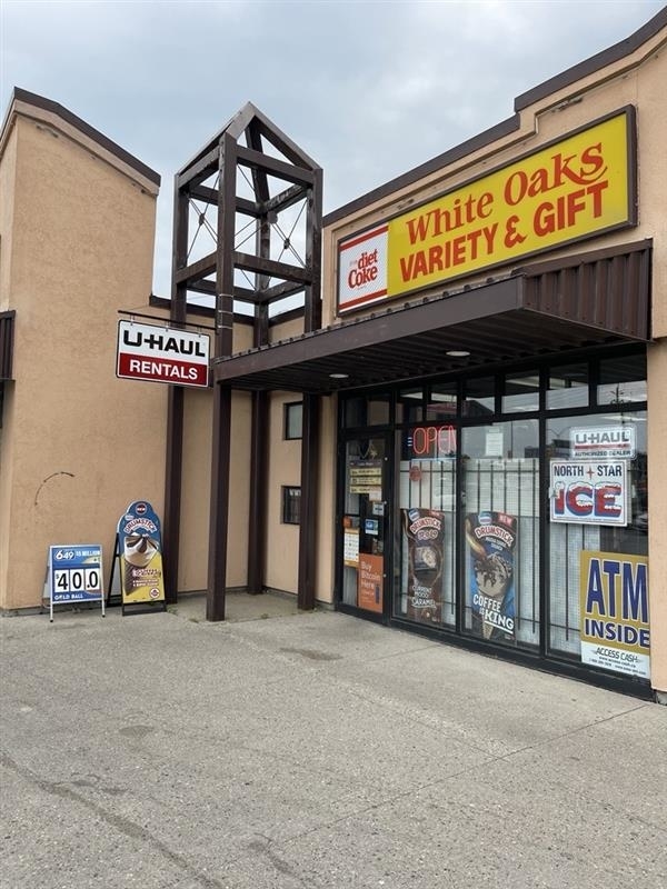 CoinFlip Bitcoin ATM - White Oaks Variety (London) - Banques