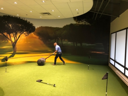Swing Golf Lounge - Indoor Golf