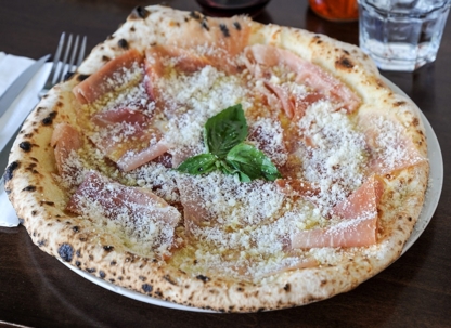 Pizzeria Via Mercanti - Restaurants