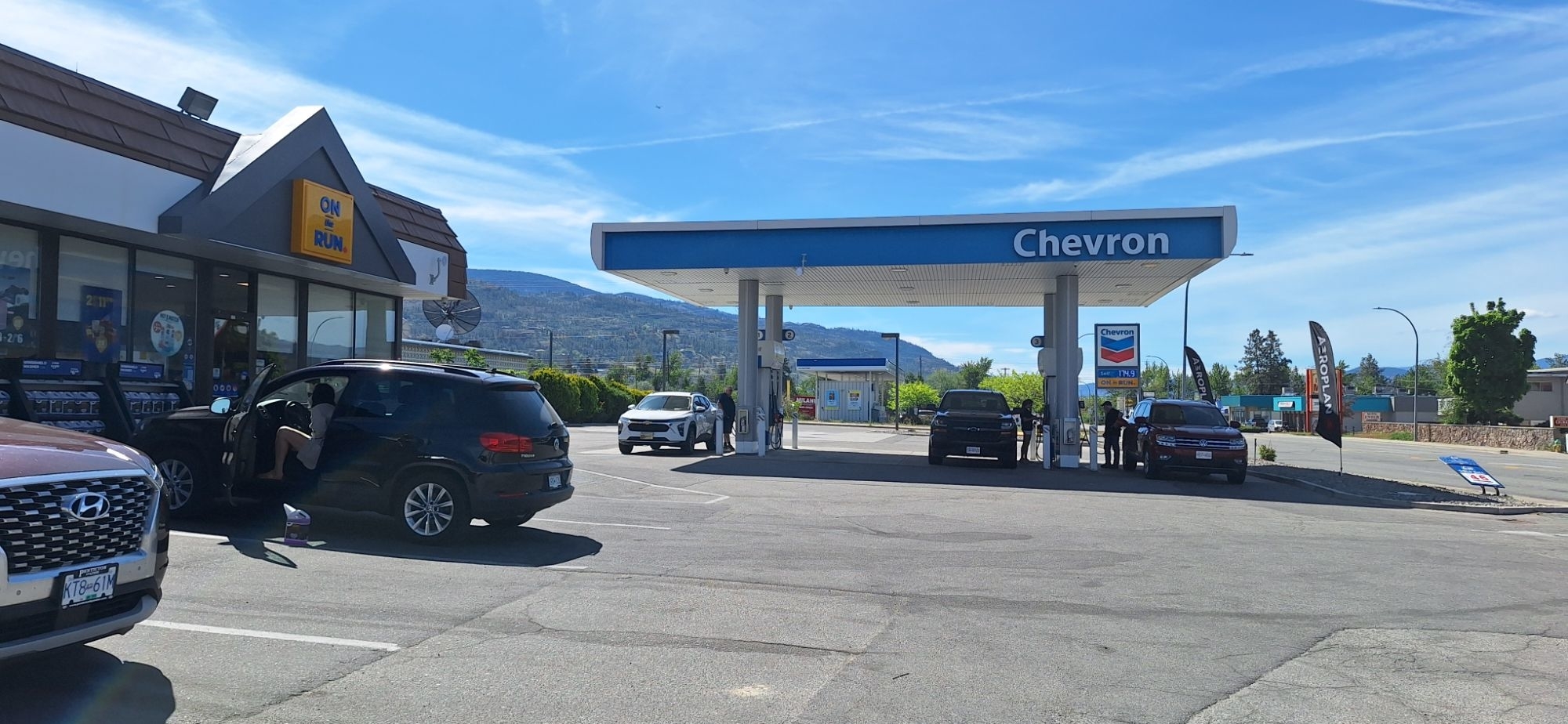 Chevron - Gas Station - Stations-services