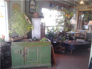 Brocantique - Antique Dealers