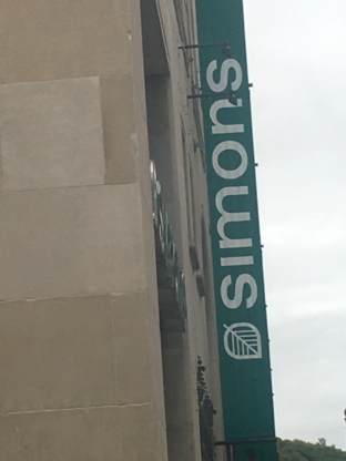 La Maison Simons - Clothing Stores