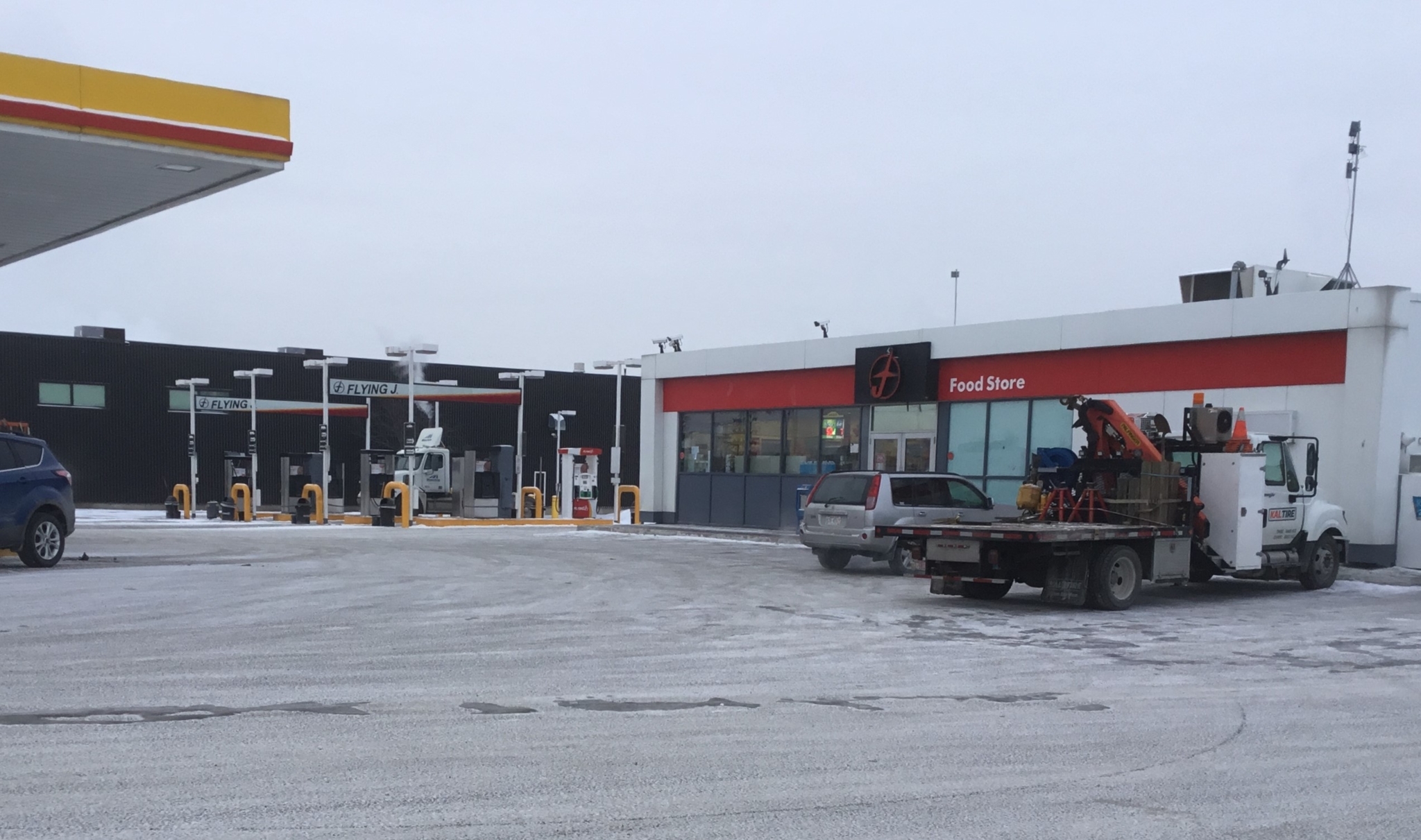 Flying J Travel Center - Truck Stops