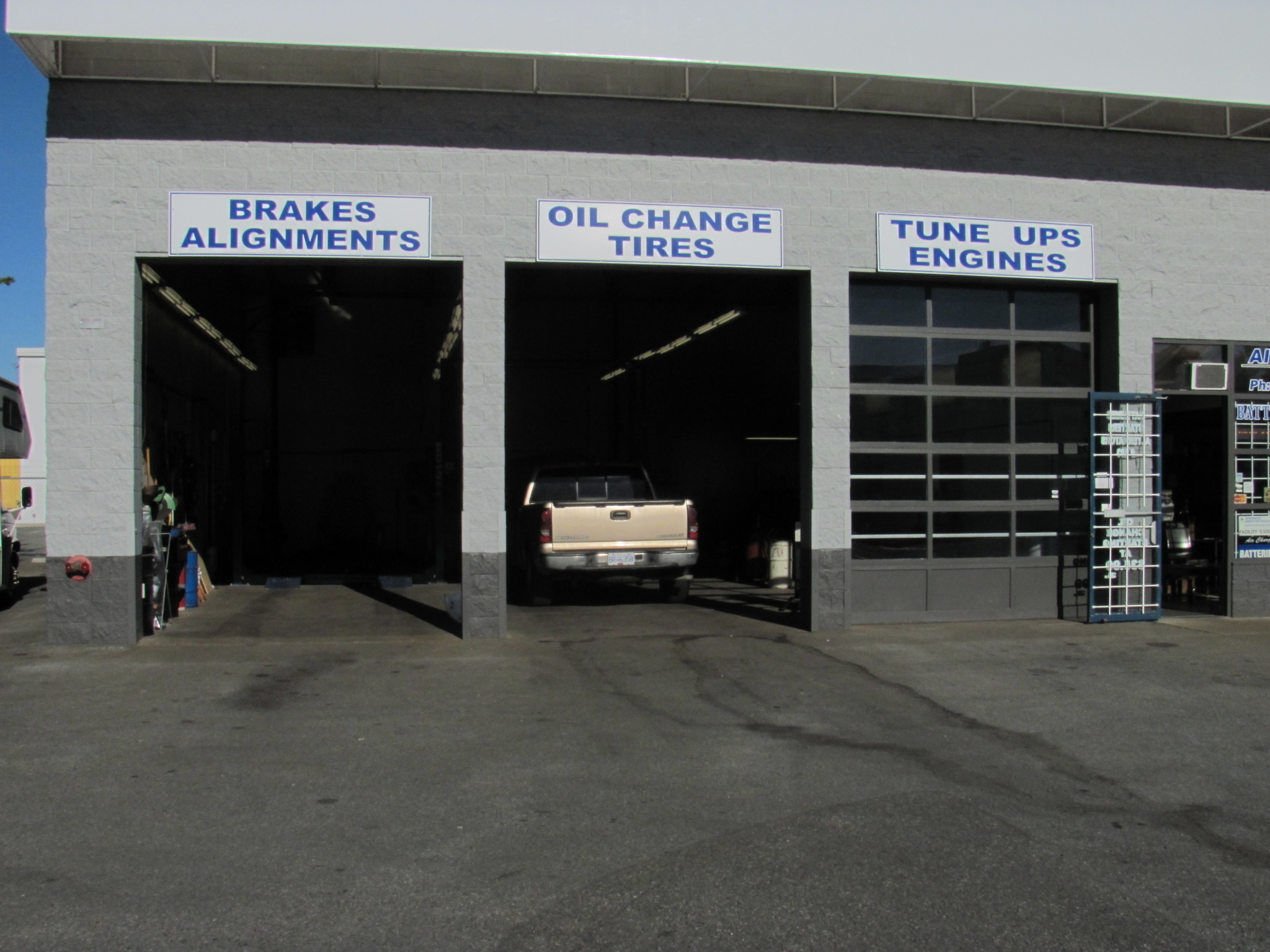 Langleys Automotive Repair - Réparation et entretien d'auto