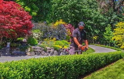 Grow Pro Landscaping and Grounds Management Ltd - Paysagistes et aménagement extérieur