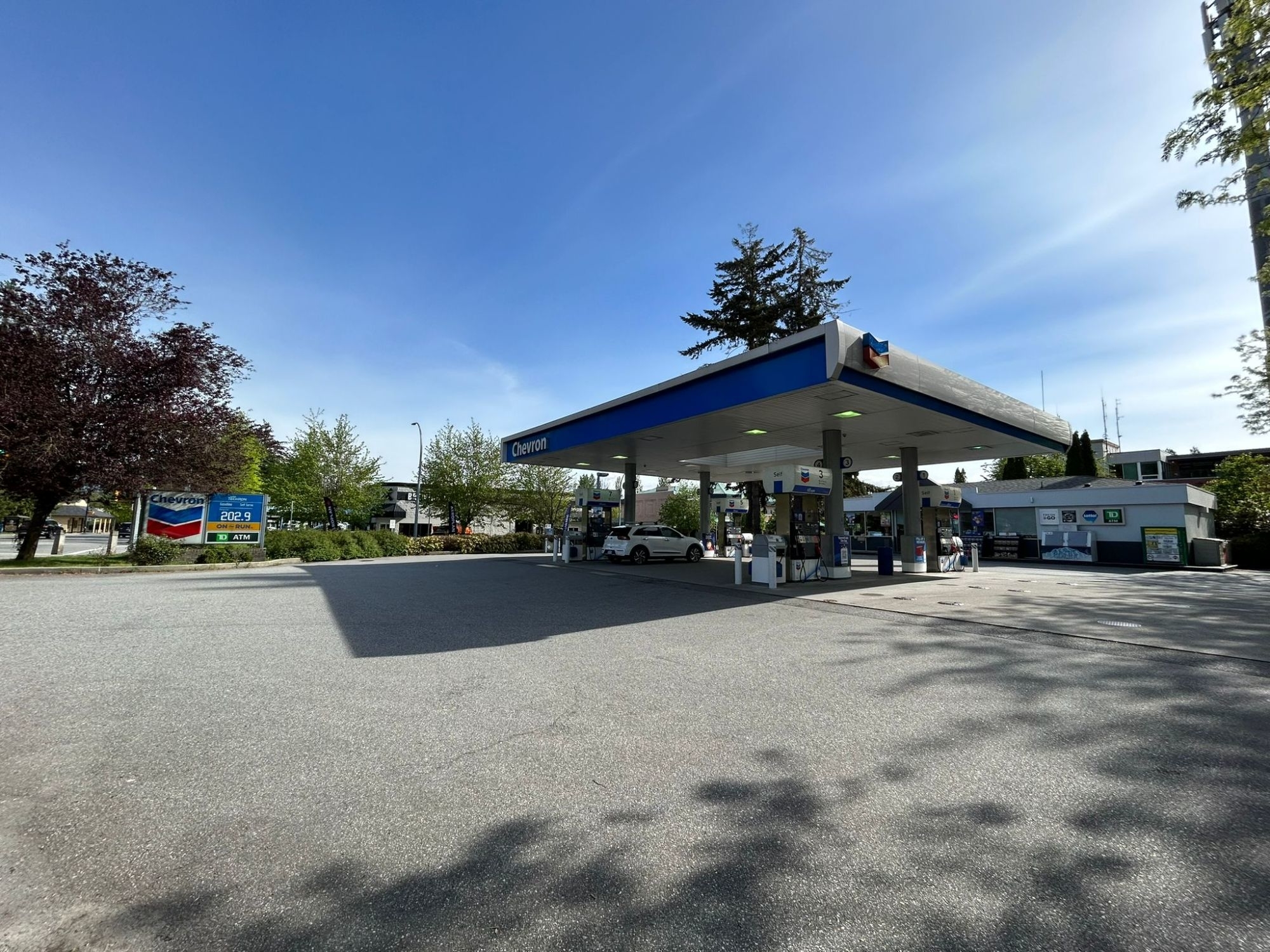 Chevron - Gas Station - Stations-services
