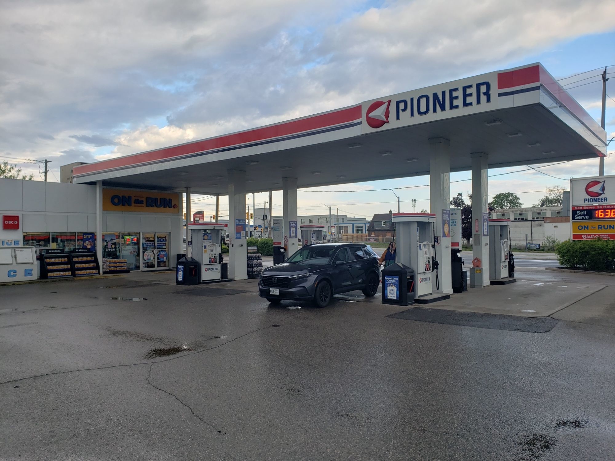 Pioneer - Gas Station - Stations-services