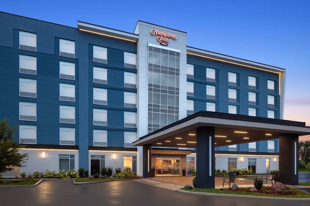 Hampton Inn by Hilton Kingston - Hotels