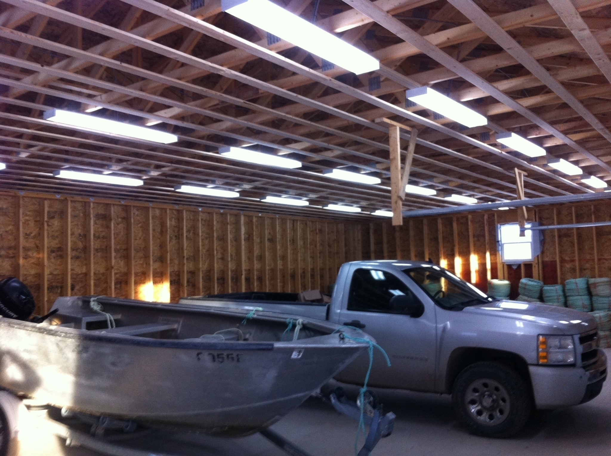 Leon's Electrical Ltd - Electricians & Electrical Contractors