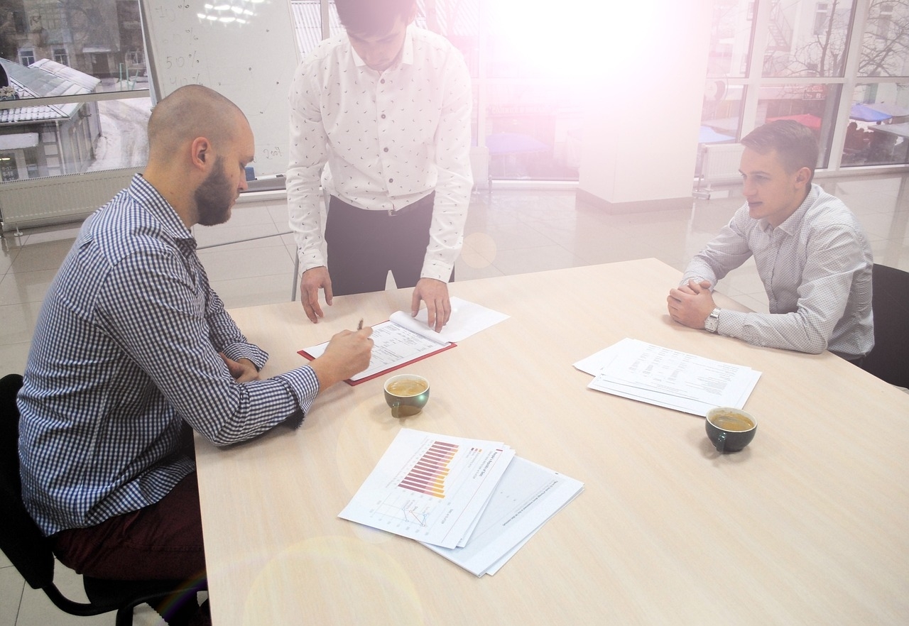 Strategia Juridique, Avocats en droit des affaires et droit commercial - Lawyers