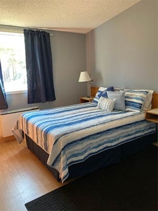 Katepwa Beach Hotel - Hotels