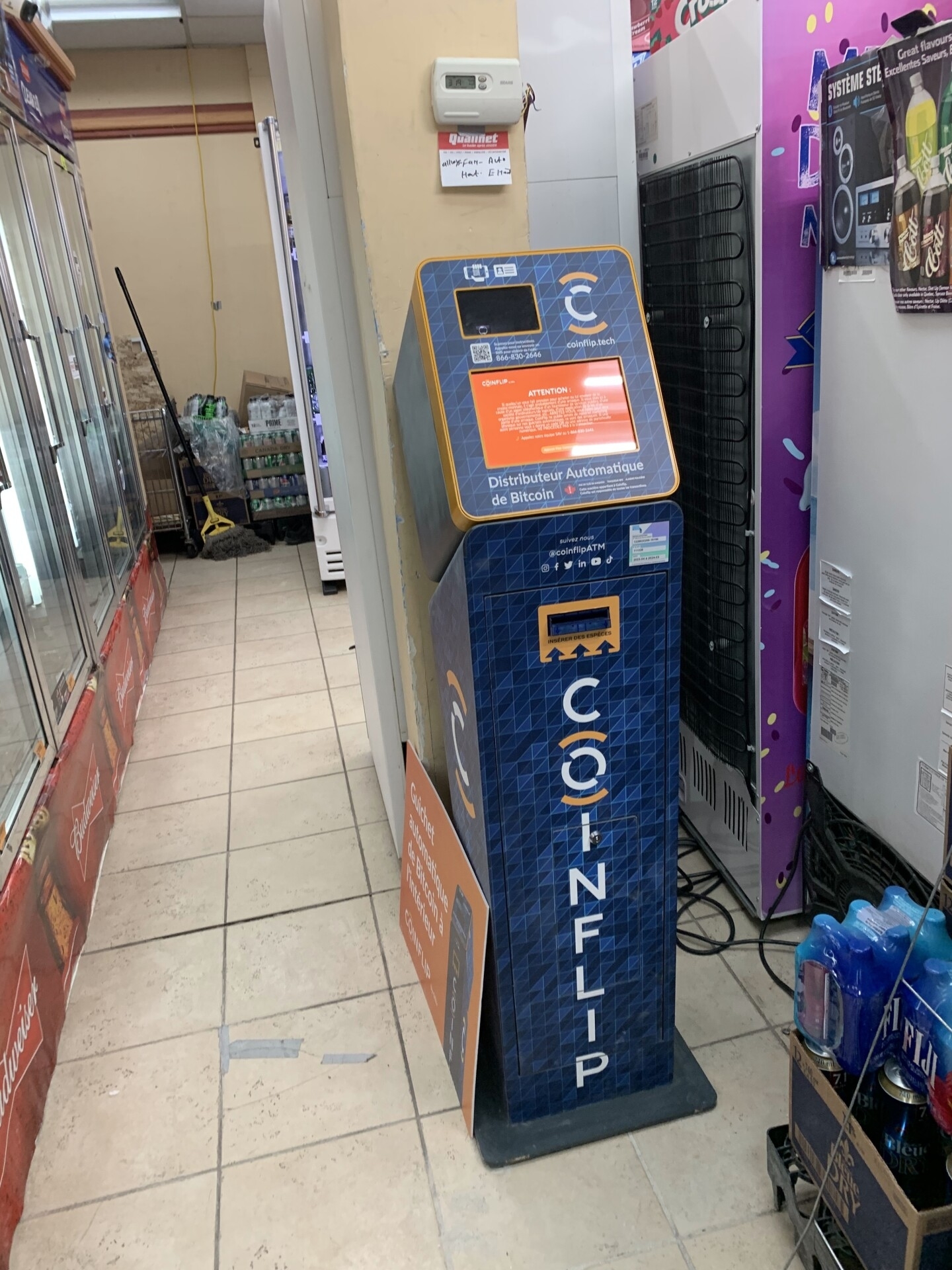 CoinFlip Bitcoin ATM - Depanneur Levesque Ouest (Laval) - Banques