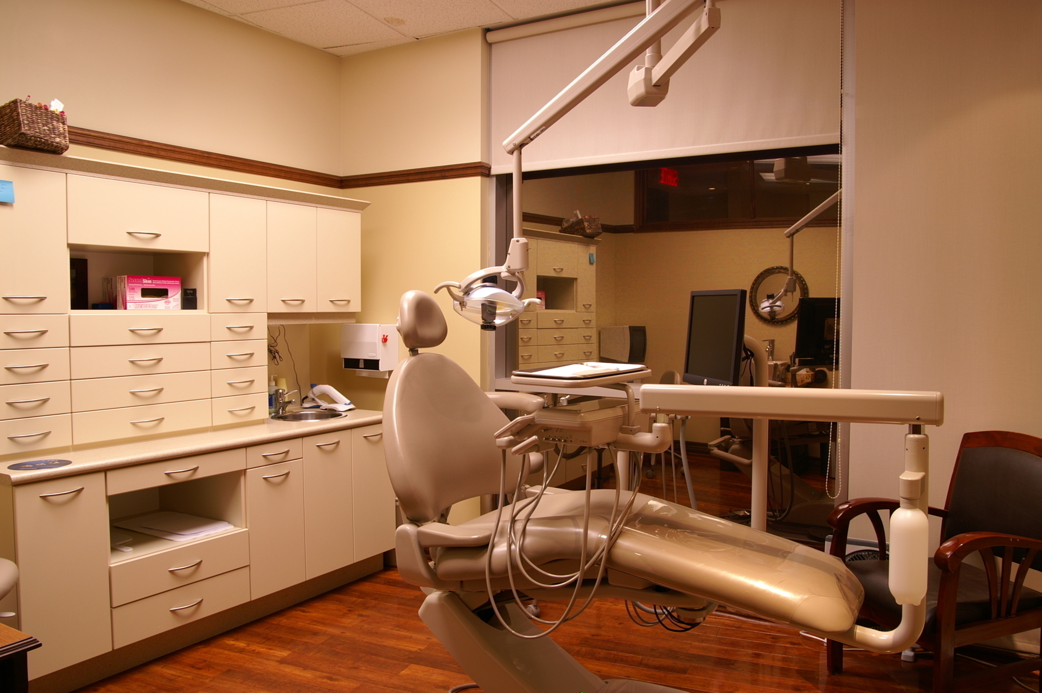 Voir le profil de Centre Dentaire Dagenais - Laval-Ouest