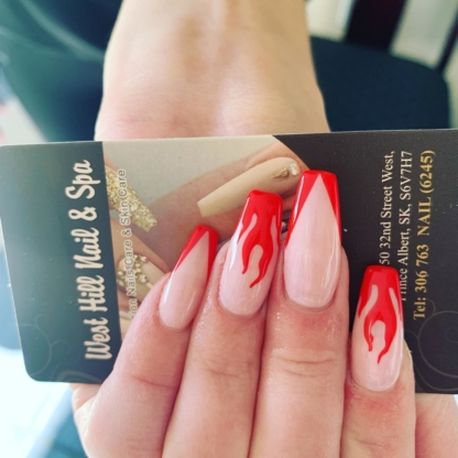 West Hill Nails & Spa - Extensions de cils