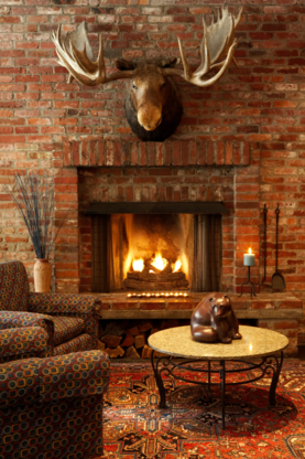 Whistler Village Inn + Suites - Hôtels