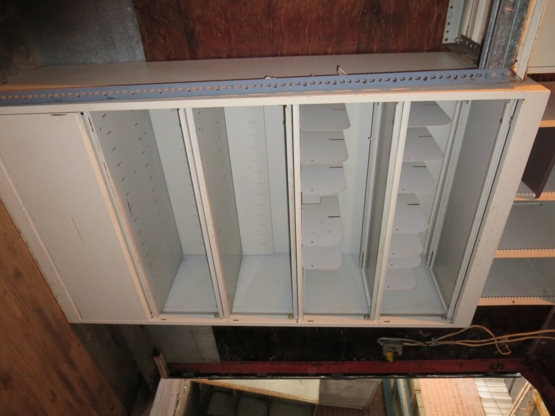 Centre Liquidation Surplus 20 O Inc - Shelving