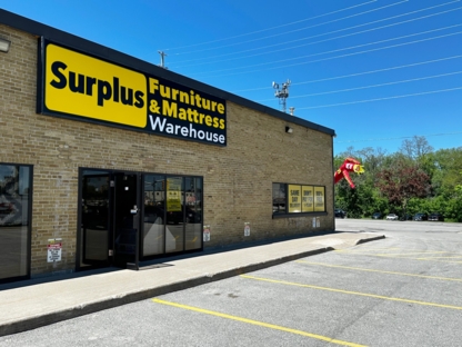 Surplus Furniture and Mattress Warehouse - Magasins de meubles