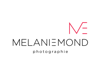 Mélanie Emond Photographe - Portrait & Wedding Photographers